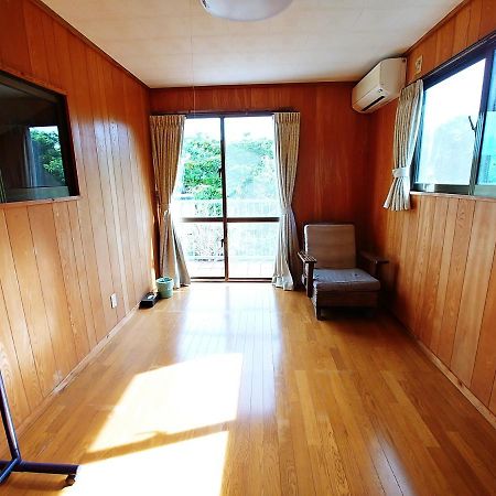 Cottage Canac Motobu Exterior photo