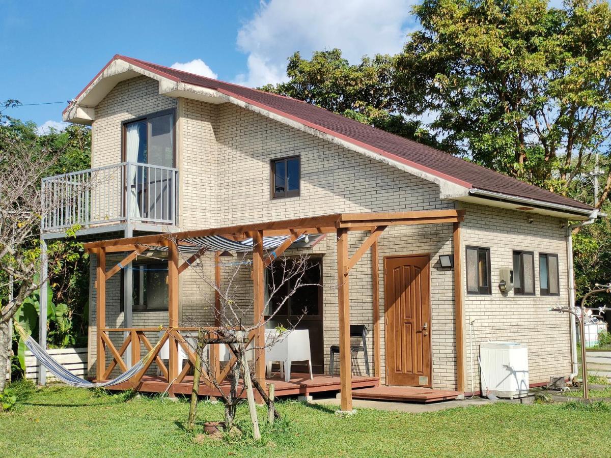 Cottage Canac Motobu Exterior photo
